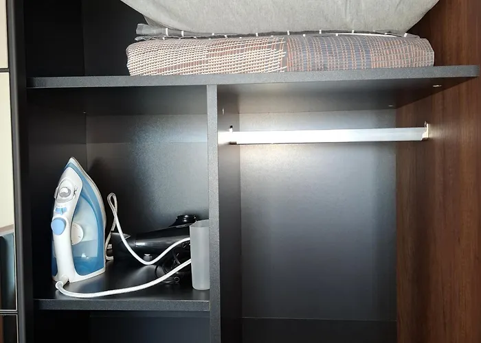 Apartment Dnv 27 Warna