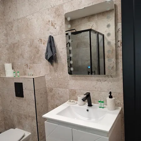Dnv 27 Apartment *